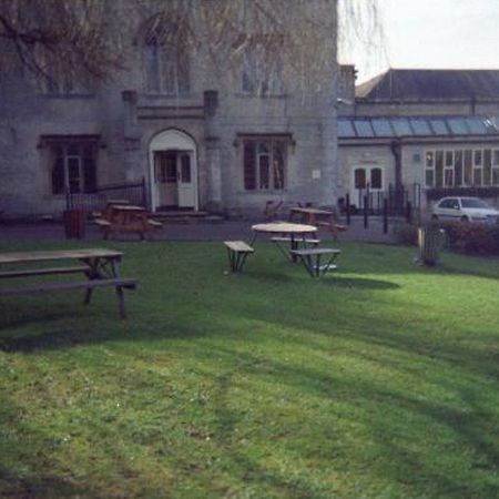 Premier Inn Stroud Stroud  Eksteriør billede